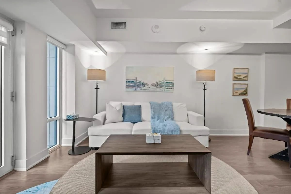 Chic And Central 2 Bedroom Condo In Downtown Toronto Lejlighed