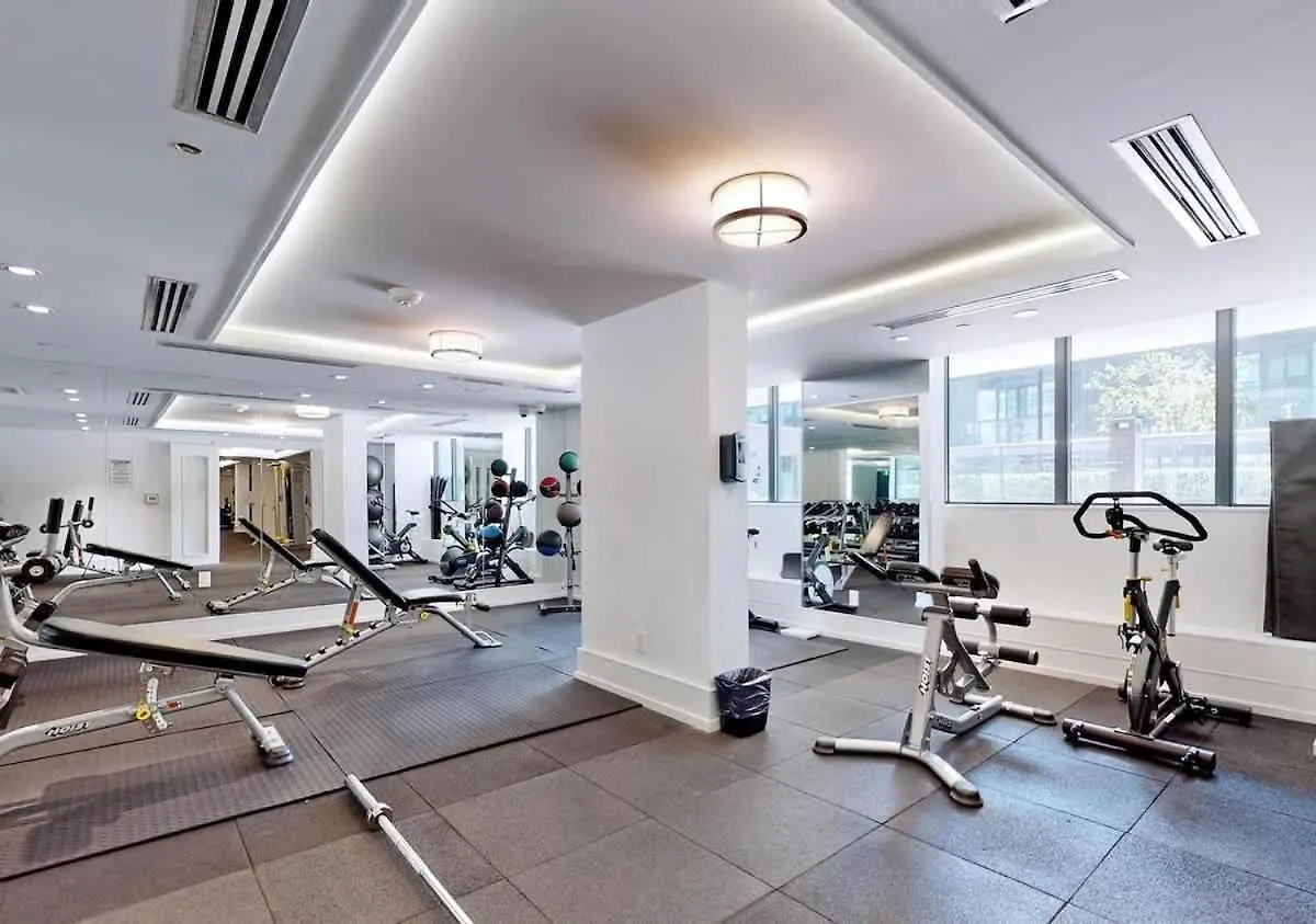 Apartman Chic And Central 2 Bedroom Condo In Downtown Toronto