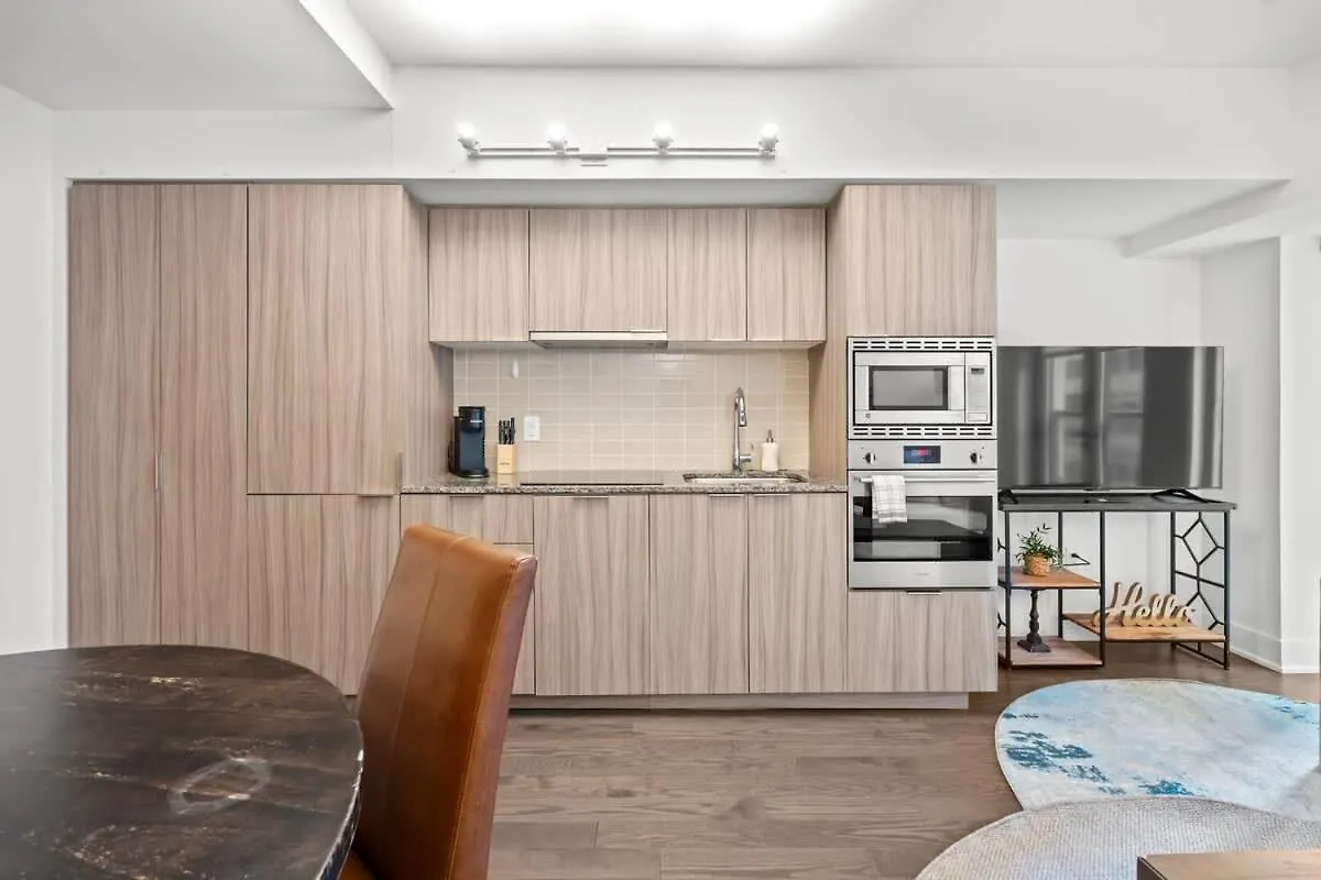 公寓 Chic And Central 2 Bedroom Condo In Downtown 多伦多